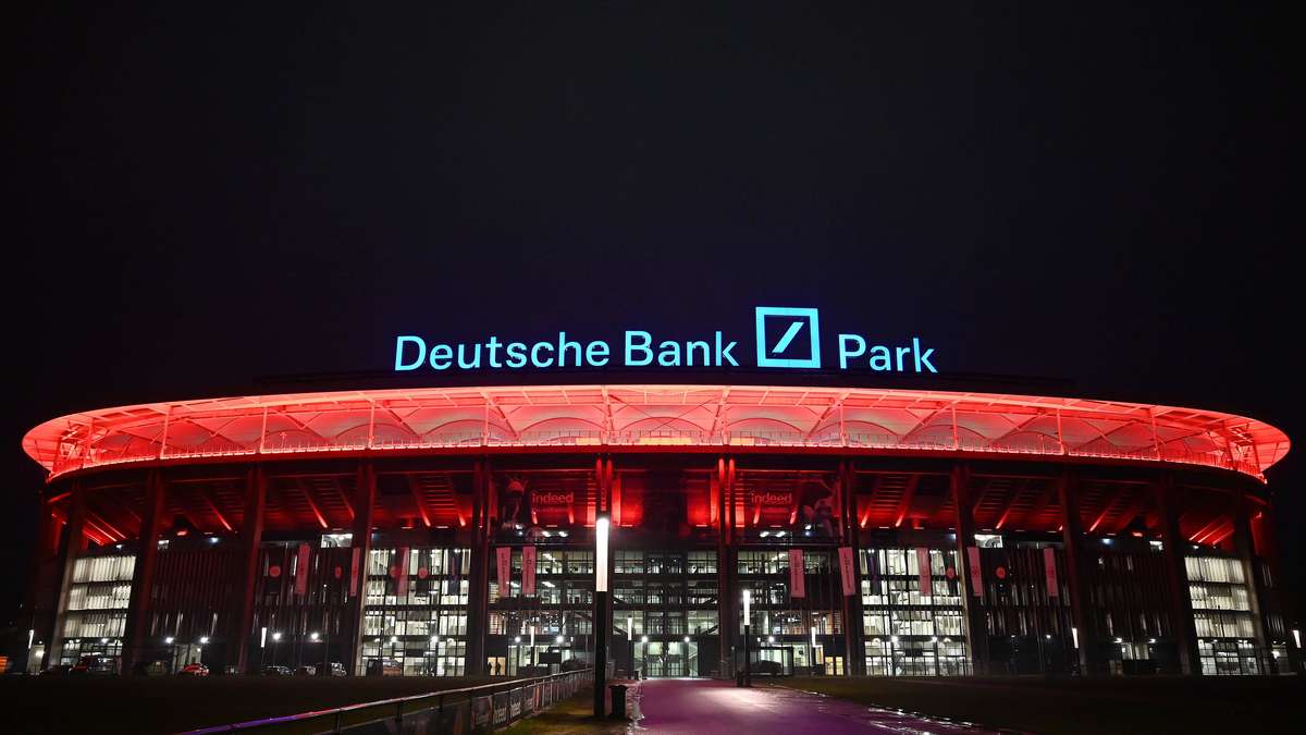 Frankfurt: Rockstars Geben Stadionkonzerte!