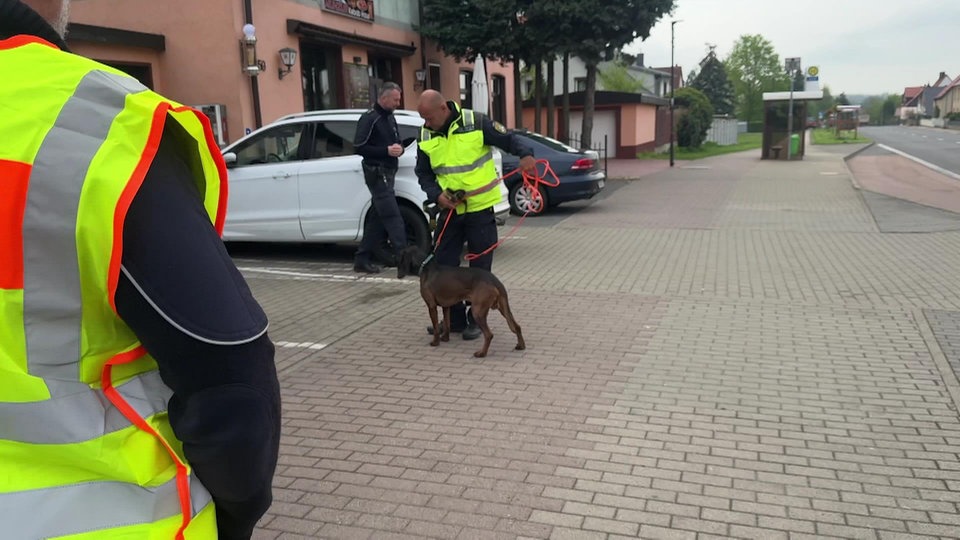 Leiche Bei Benndorf: Identität Der Toten Unklar