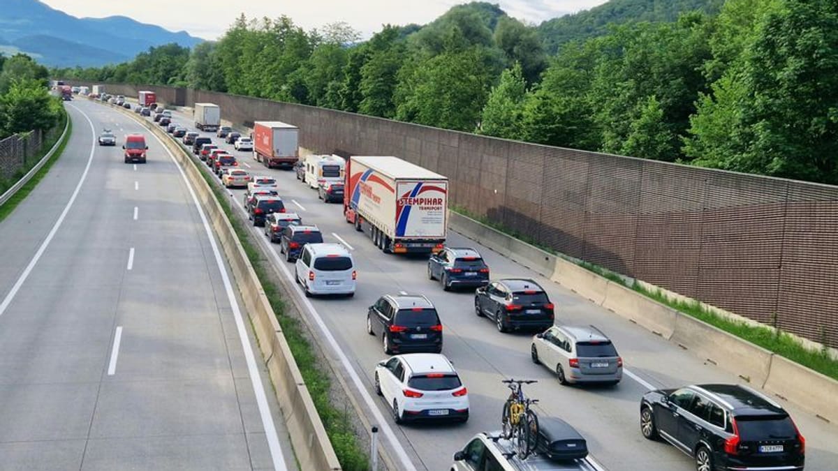 Pfingsten-Stau: 45 Km Verkehrschaos Erwartet