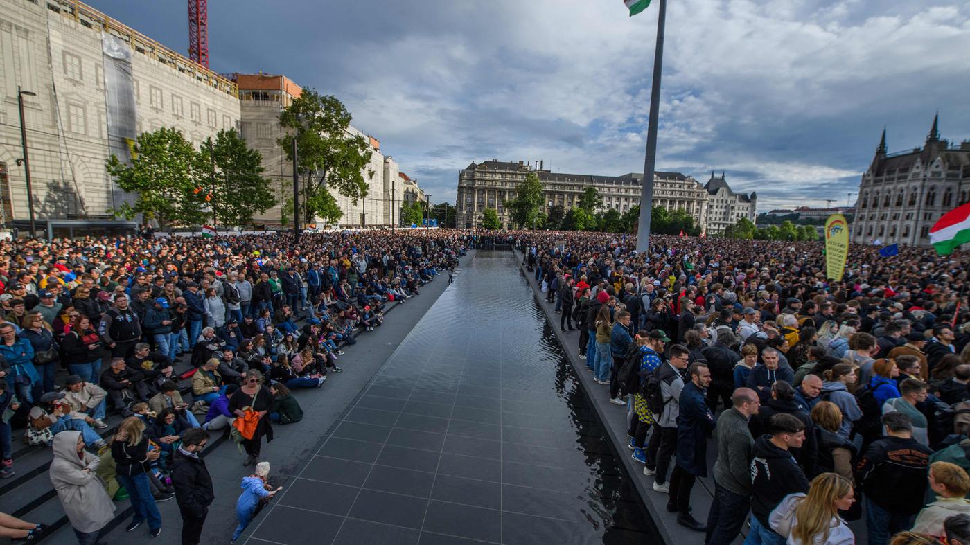 Ungarns Medienknebelung: Regierung Schaltet Unabhängige Stimmen Aus
